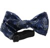 Laço de menino azul marinho com pasiley Pitti 211